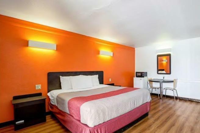 Scottish Inns & Suites Texas City Buitenkant foto